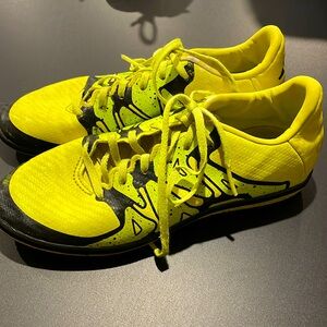 Adidas Youth Soccer Shoes Size 3